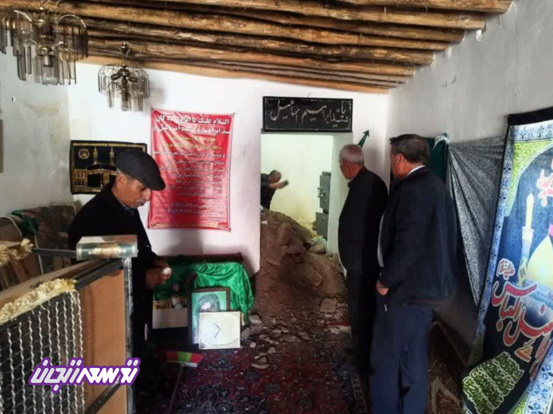 هجوم و غارت شبانه دزدان به بقعه امامزادگان ابراهیم و اسماعیل سلطانیه