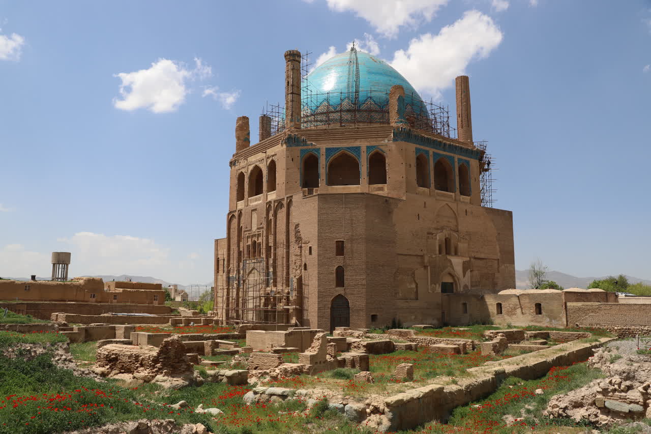 اجرای ۳۰ برنامه متنوع به مناسبت هفته میراثفرهنگی در زنجان/ رونمایی از یافتههای جدید باستانی